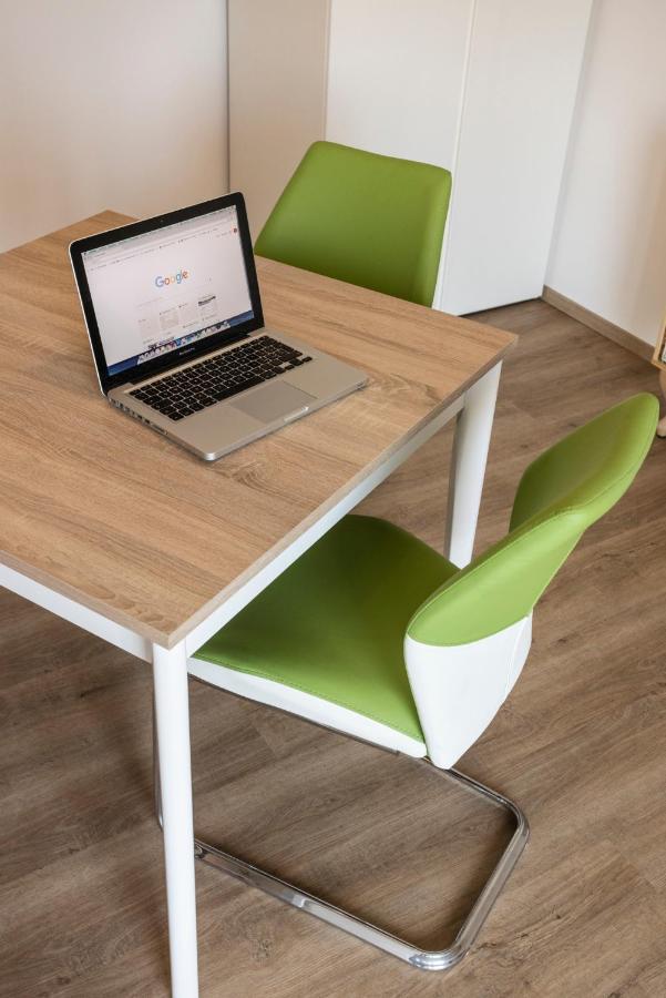 Borgoroma - Business & Apartments Verona Bagian luar foto