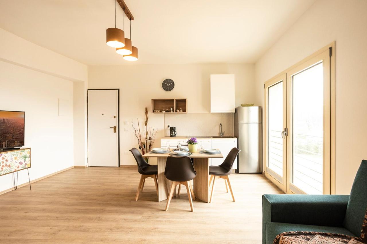 Borgoroma - Business & Apartments Verona Bagian luar foto