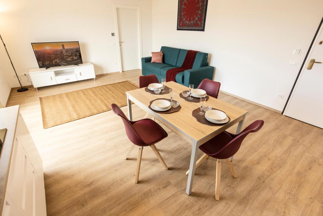 Borgoroma - Business & Apartments Verona Bagian luar foto