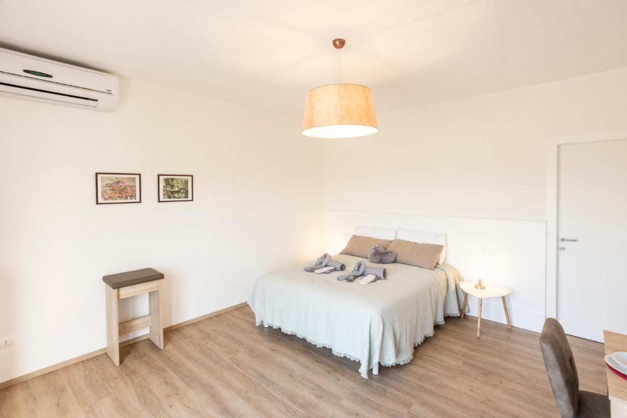 Borgoroma - Business & Apartments Verona Bagian luar foto