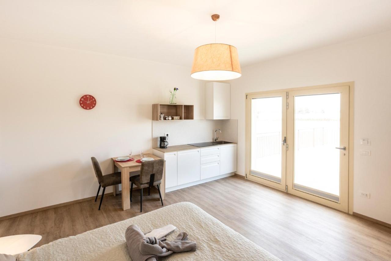 Borgoroma - Business & Apartments Verona Bagian luar foto