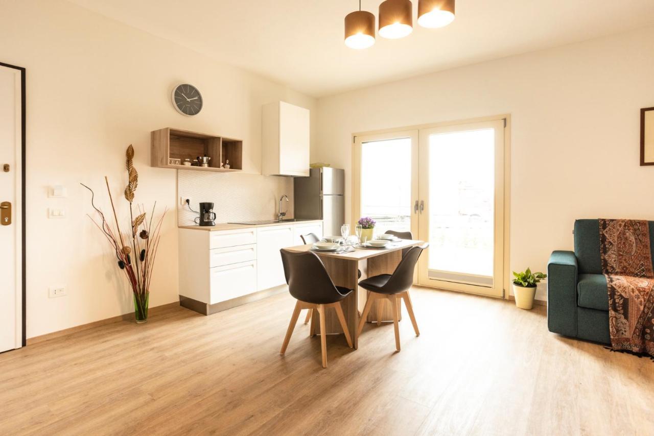 Borgoroma - Business & Apartments Verona Bagian luar foto